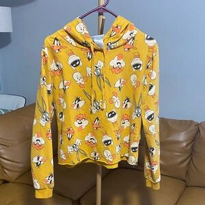 Looney Tunes Yellow Cartoon Character Sweater size XG Good condition